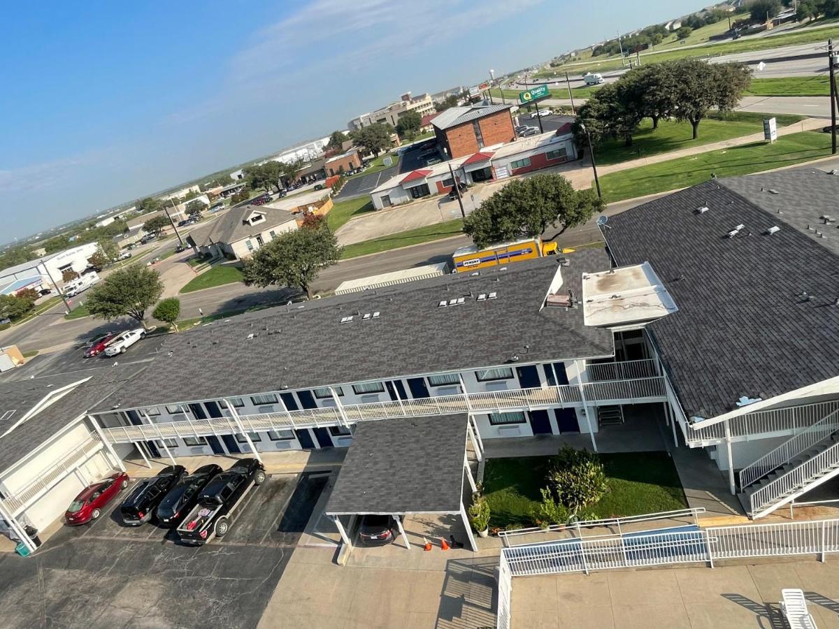Motel 6 Denton, Tx - Unt Екстер'єр фото