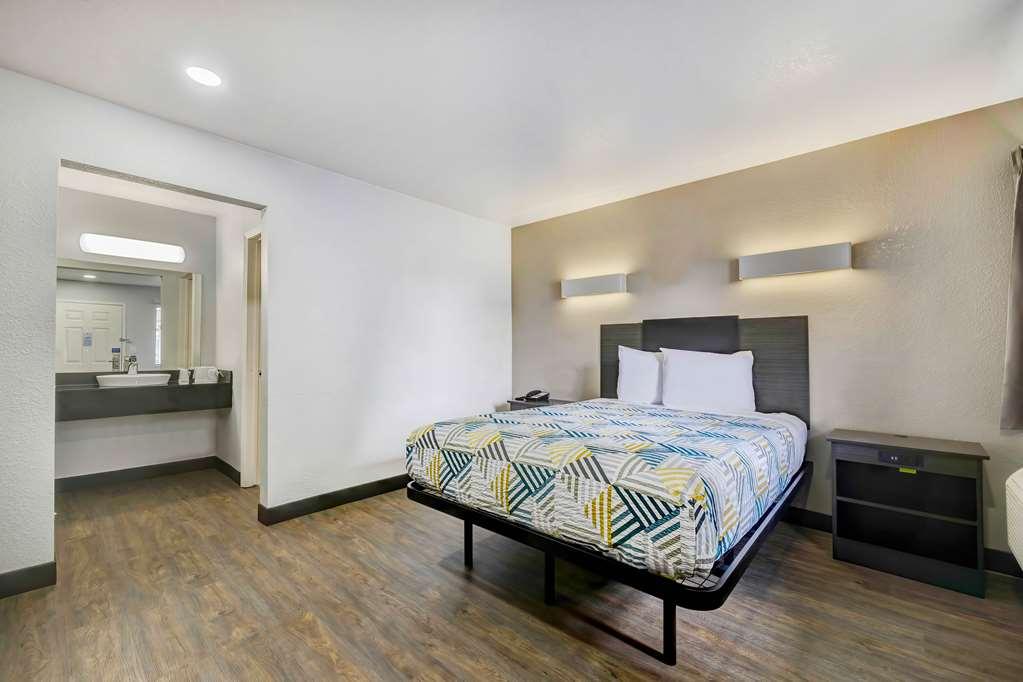 Motel 6 Denton, Tx - Unt Номер фото